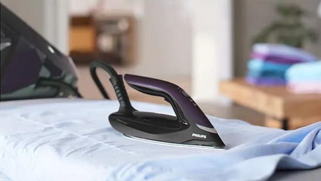 Philips PerfectCare 8000 PSG8160/30 – Stația de călcat inteligentă care îți schimbă rutina